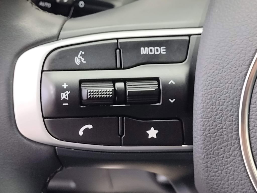 Used 2025 Kia K5 GT-Line image 24