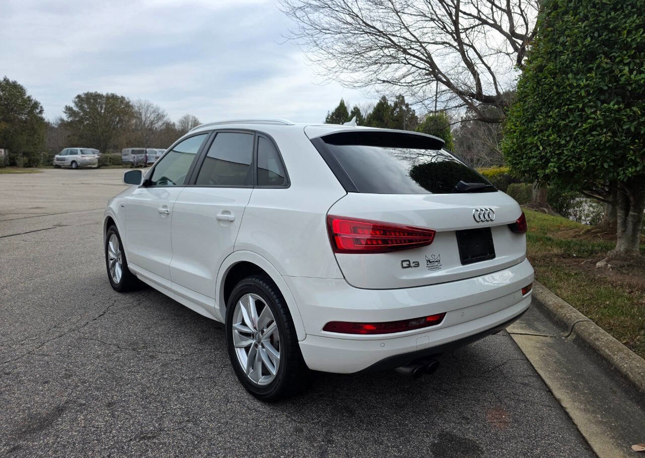 Used 2018 Audi Q3 2.0T Premium w/ Convenience Package FWD image 3
