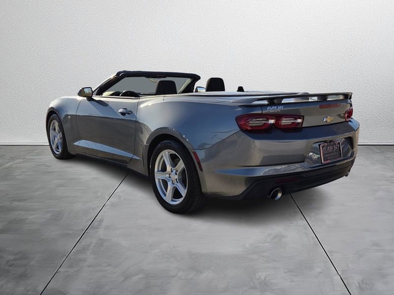 Used 2020 Chevrolet Camaro LT image 4