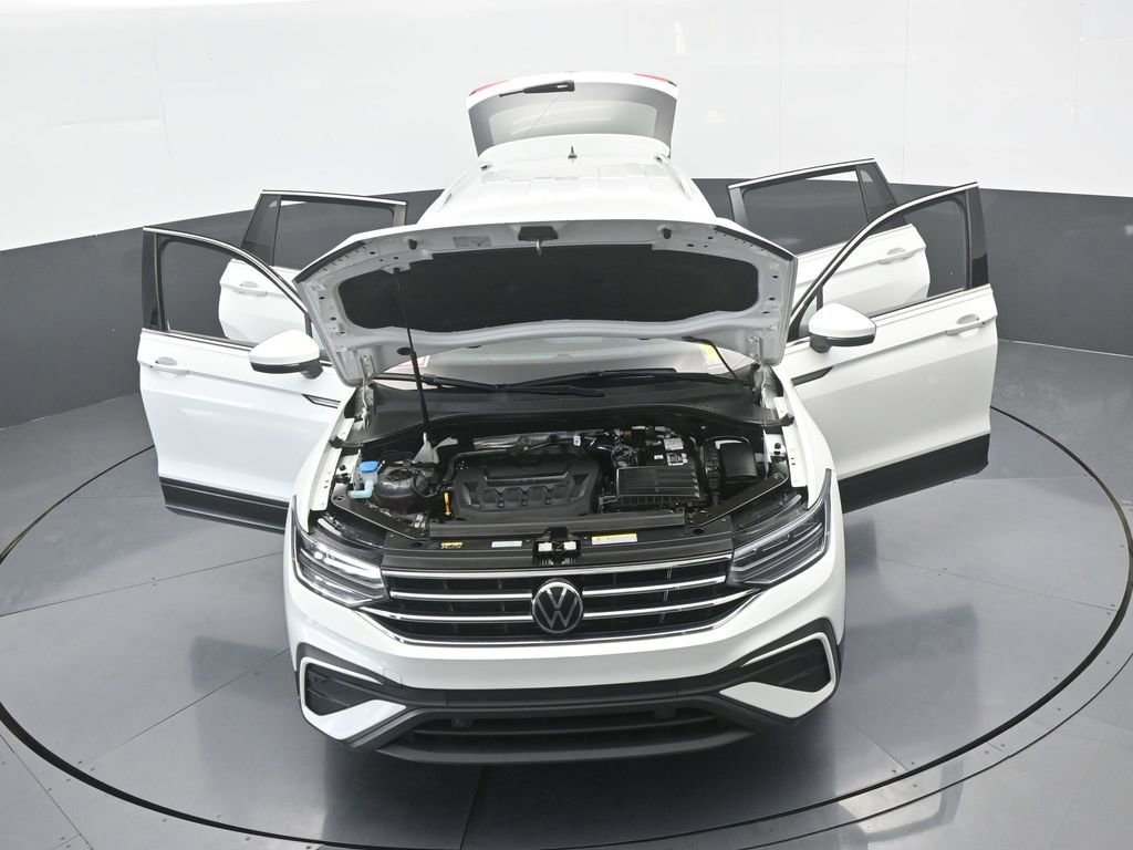 Used 2023 Volkswagen Tiguan SE image 71