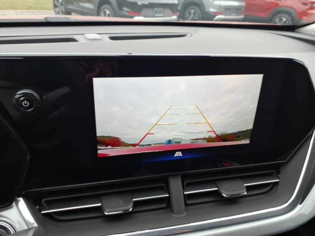 New 2026 Chevrolet Trax LT w/ Driver Confidence Package image 17