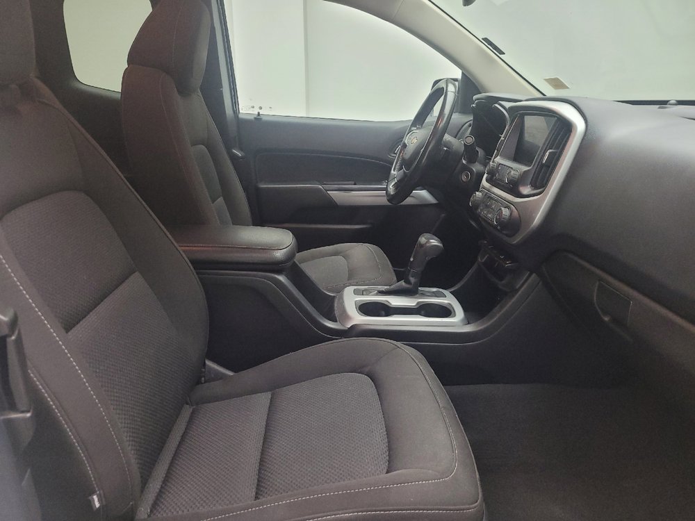 Used 2021 Chevrolet Colorado LT w/ Safety Package RWD image 21