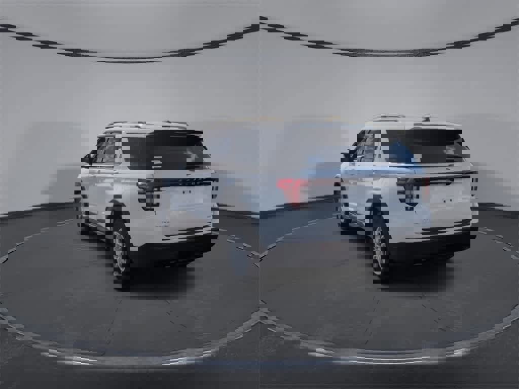 New 2026 Ford Explorer Active image 7