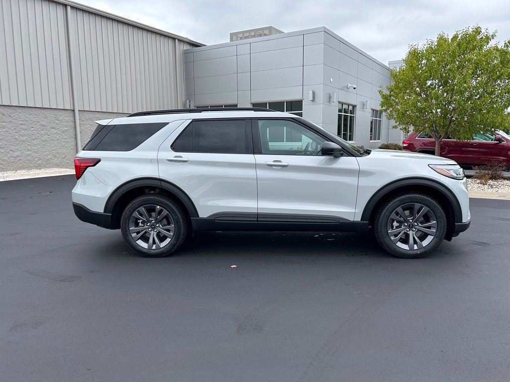 New 2027 Ford Explorer Active w/ Active Comfort Package AWD/4WD image 5