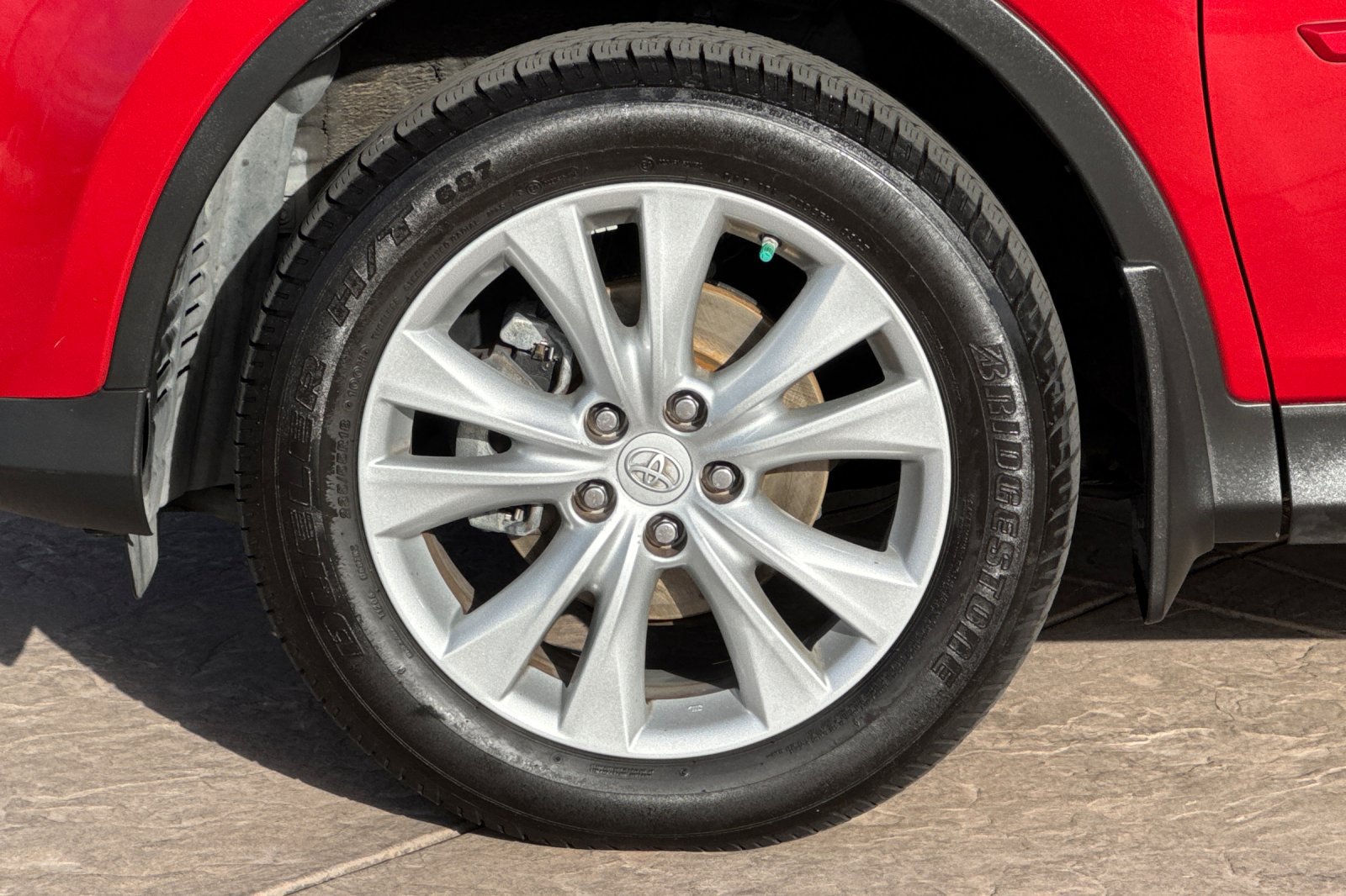 Used 2013 Toyota RAV4 Limited AWD/4WD image 33