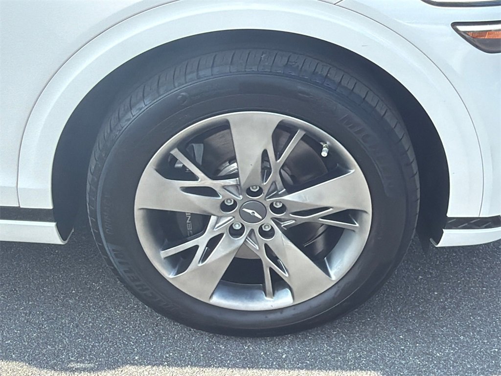 Used 2022 Genesis GV70 3.5T Sport image 12