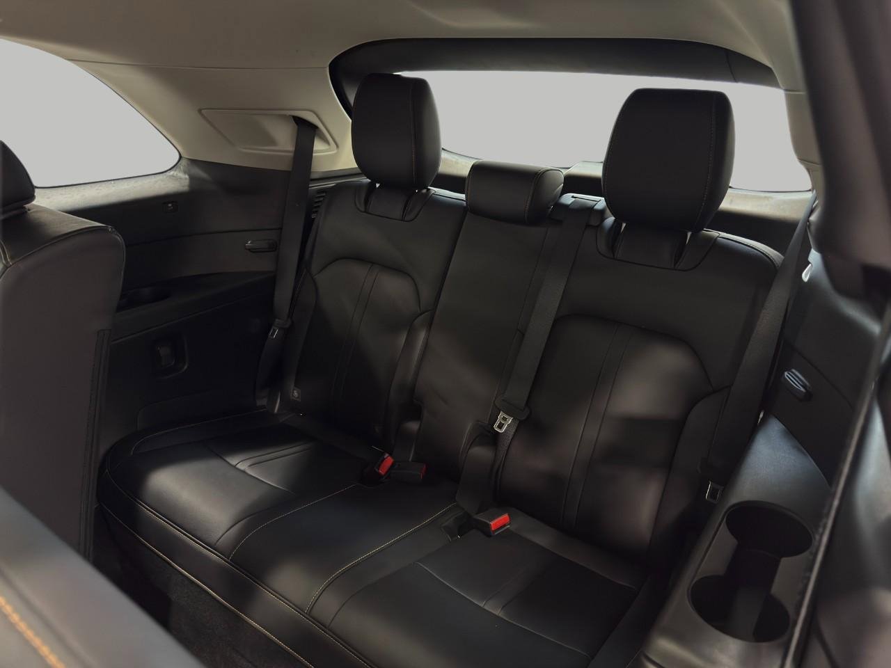 Used 2025 MAZDA CX-90 3.3 Turbo w/ Premium Sport Pkg image 25