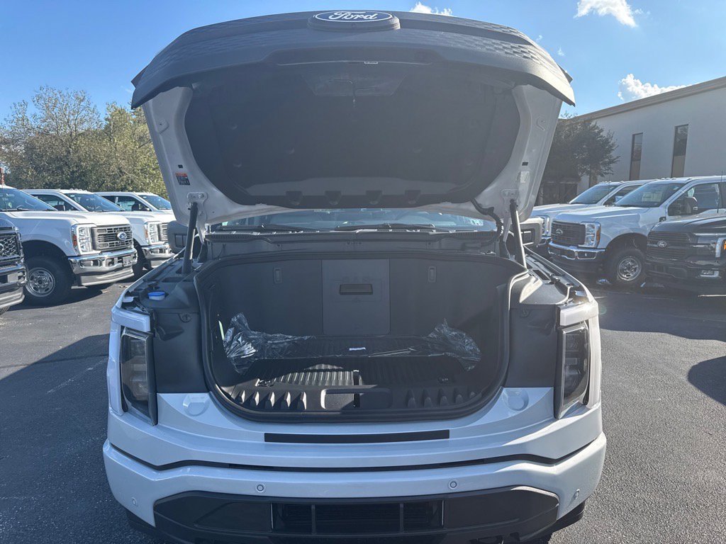 New 2025 Ford F150 Lightning Flash image 37