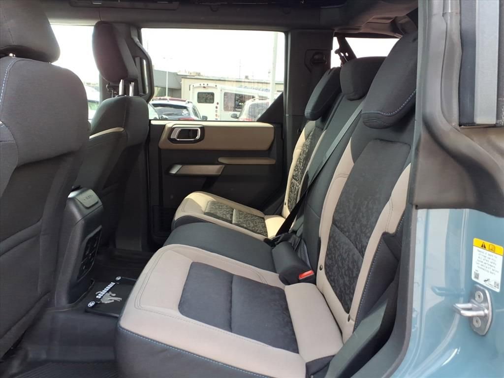 Used 2022 Ford Bronco Wildtrak image 16