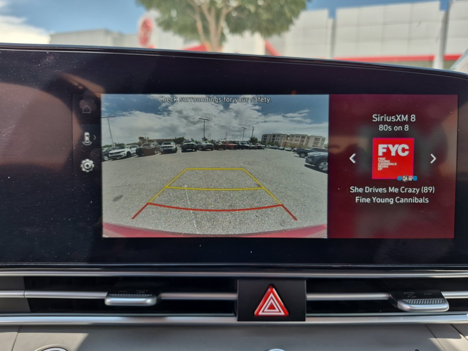 Used 2025 Hyundai Elantra SEL FWD image 29
