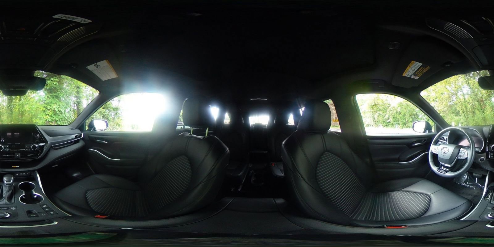Used 2025 Toyota Highlander XSE AWD/4WD image 44