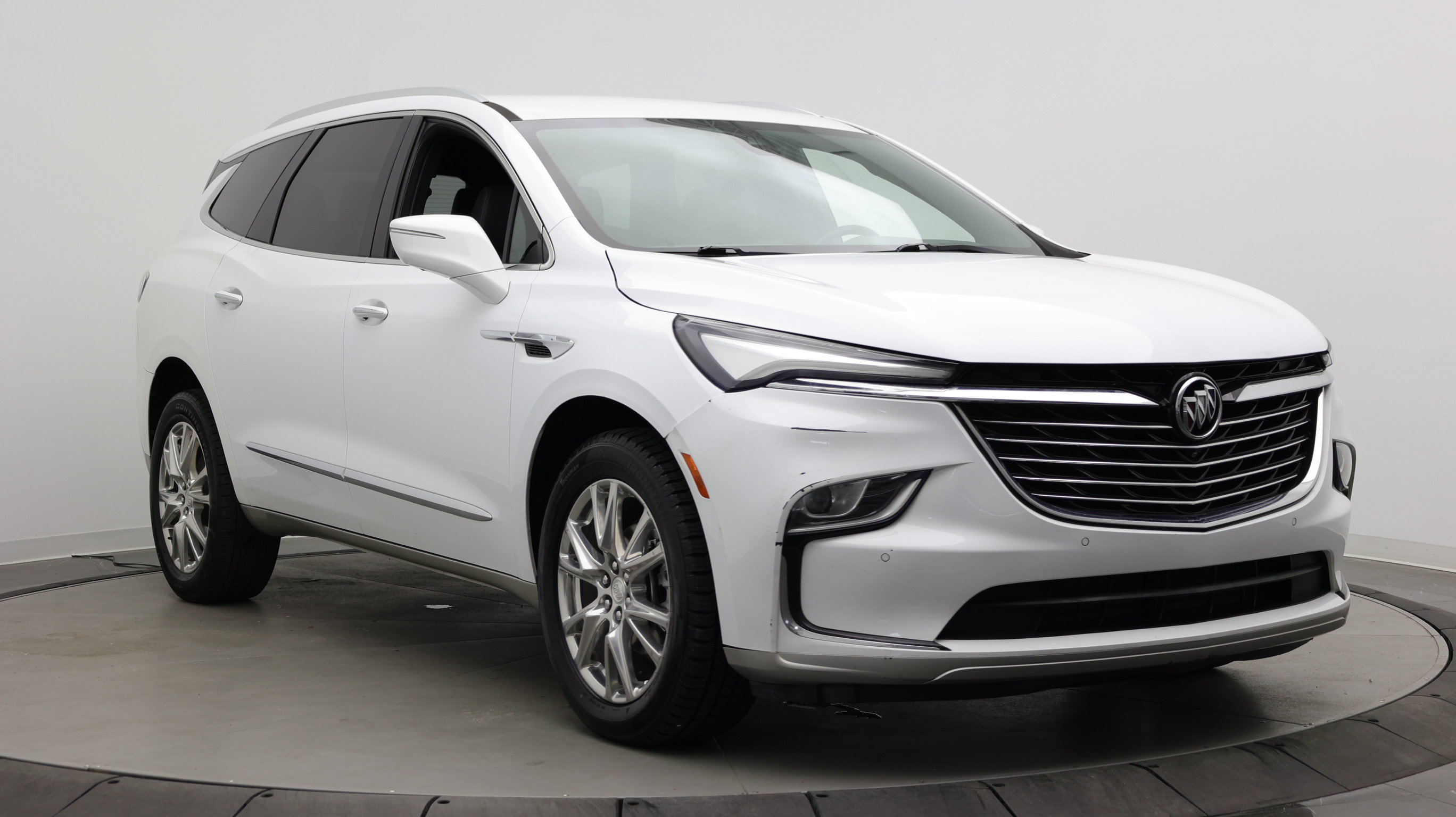 Used 2022 Buick Enclave Premium FWD image 3