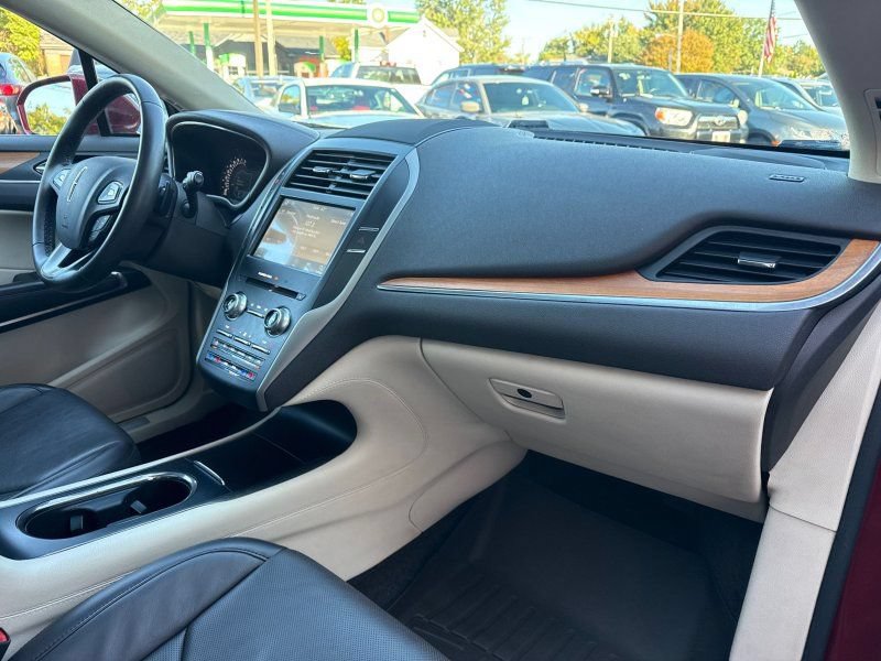 Used 2016 Lincoln MKC Reserve AWD/4WD image 17