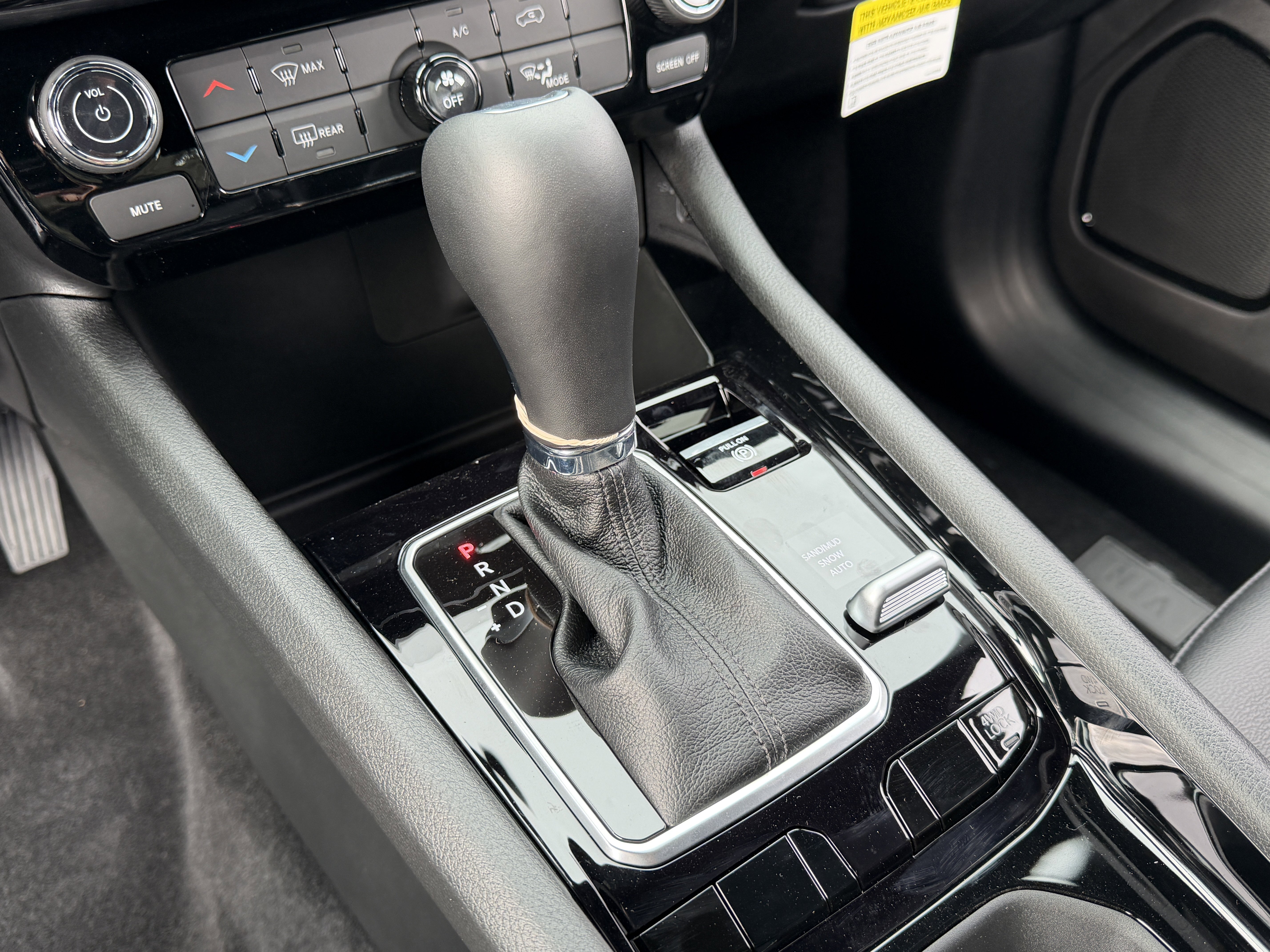 New 2026 Jeep Compass Latitude image 22
