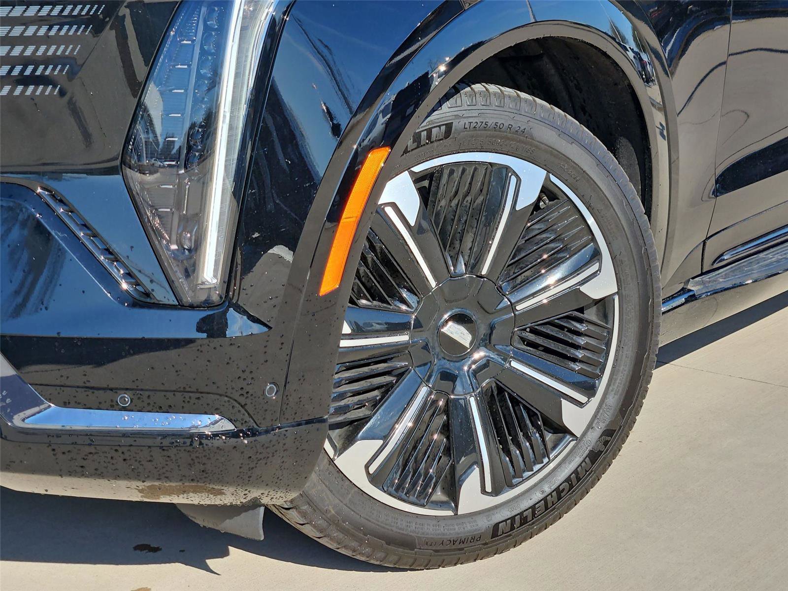 New 2026 Cadillac Escalade IQ Sport 1 w/ LPO, Floor Liner Package AWD/4WD image 6
