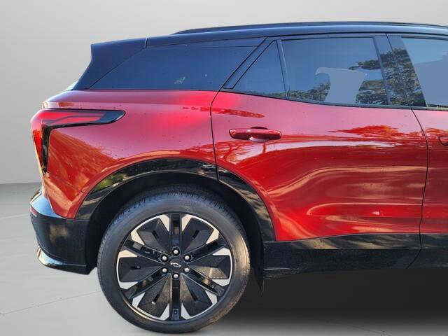 New 2026 Chevrolet Blazer EV RS image 8