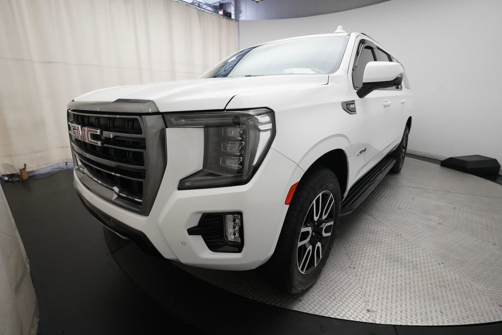 Used 2021 GMC Yukon XL AT4 w/ Technology Package AWD/4WD image 12