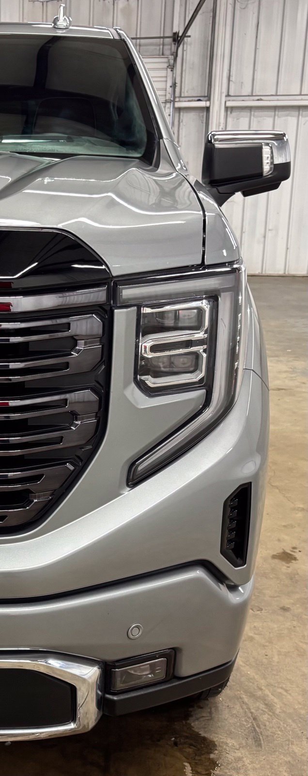 Used 2025 GMC Sierra 1500 Denali Ultimate AWD/4WD image 9