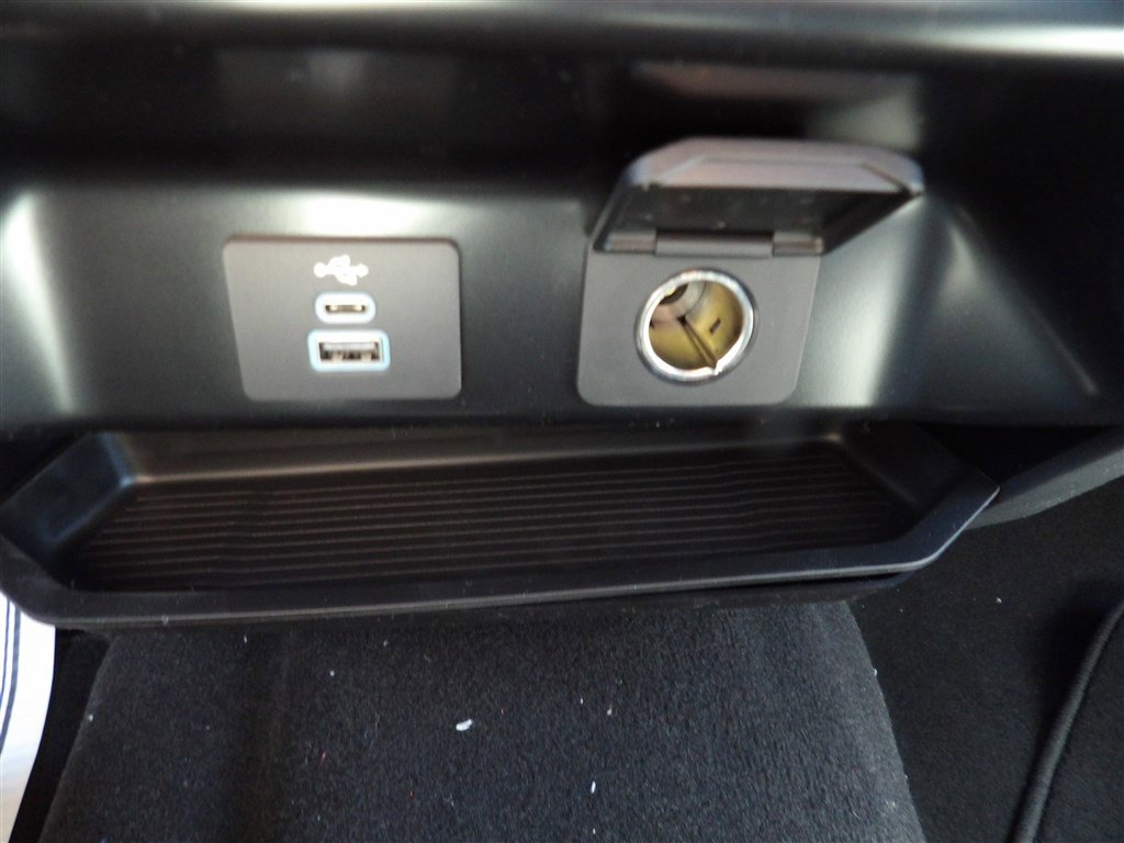 New 2025 Ford F350 XLT w/ FX4 Off-Road Package image 23
