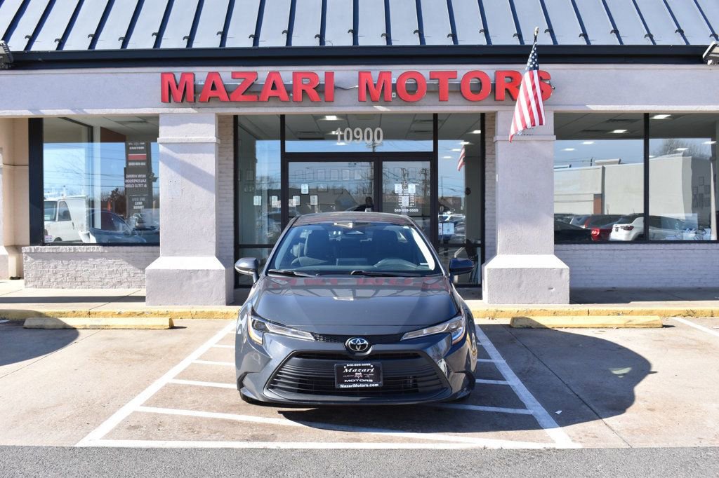 Used 2024 Toyota Corolla LE image 9