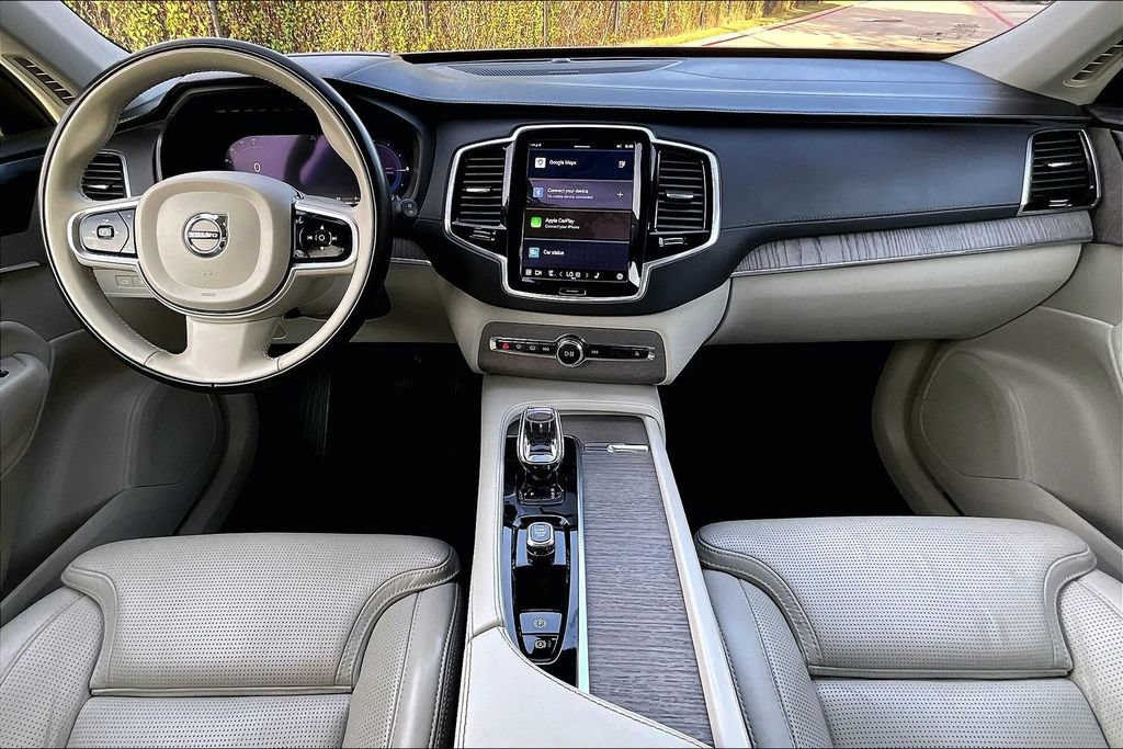 Certified 2023 Volvo XC90 T8 Ultimate AWD/4WD image 20