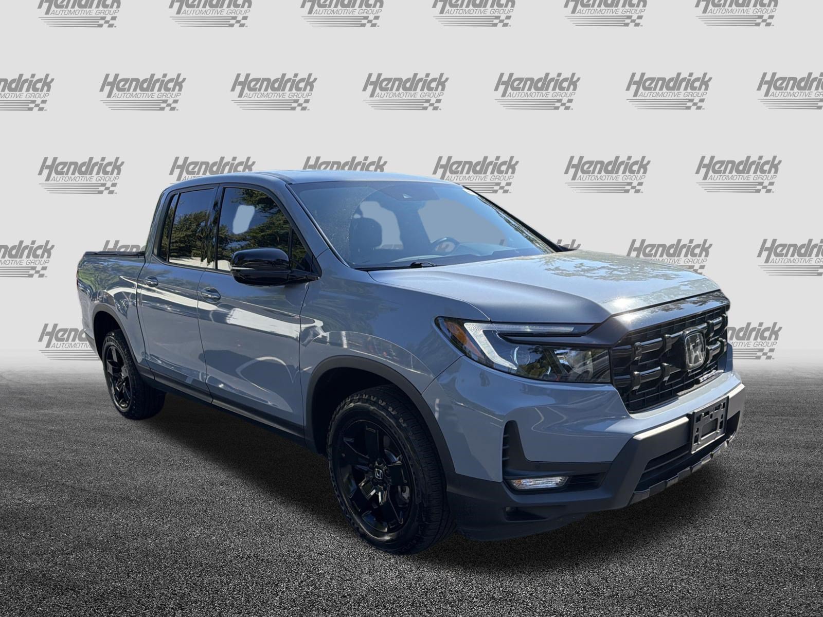Used 2025 Honda Ridgeline Black Edition image 2