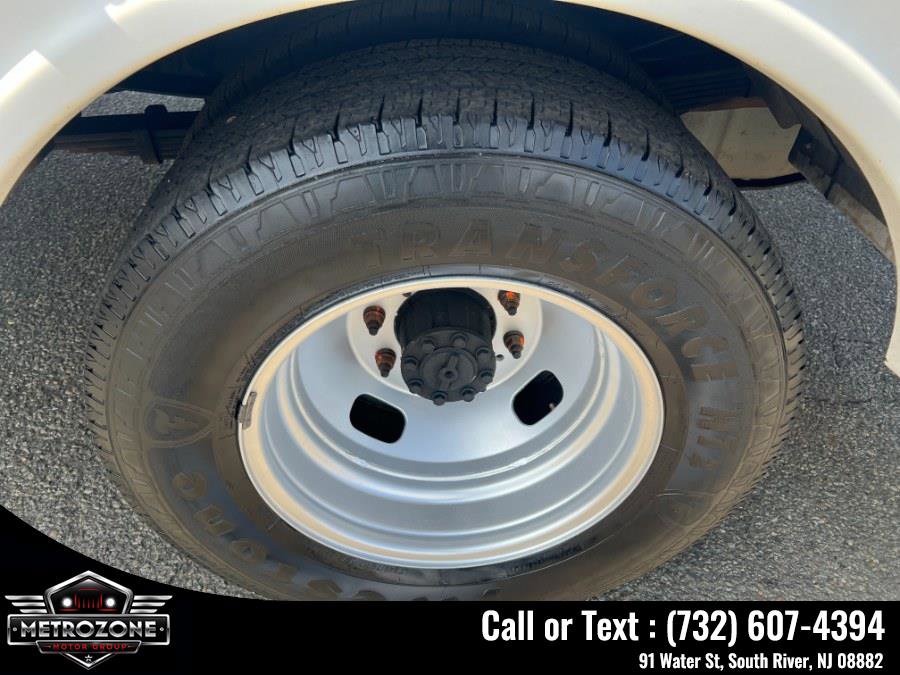 Used 2008 Ford F350 XLT RWD image 29