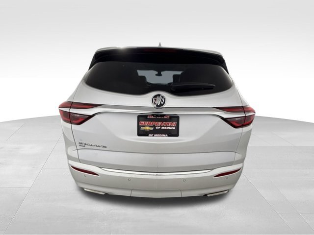 Used 2021 Buick Enclave Avenir w/ Avenir Technology Package AWD/4WD image 7