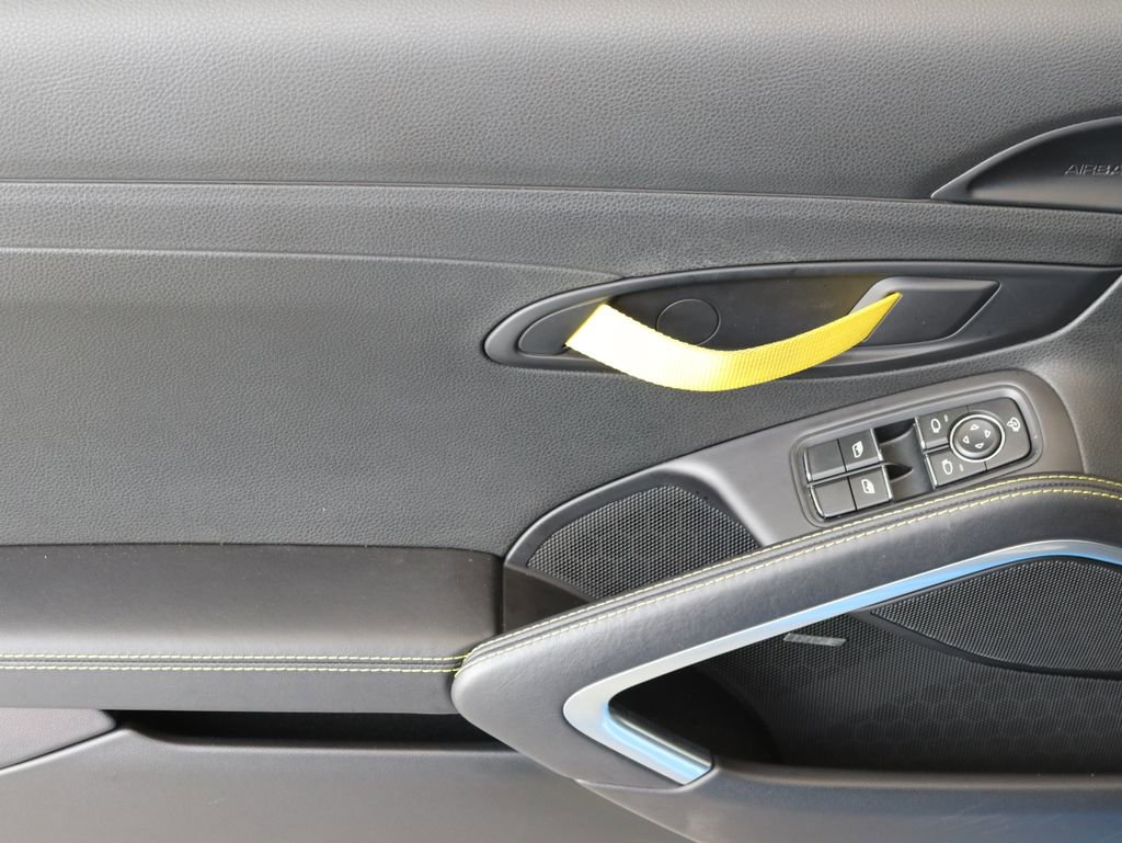 Used 2022 Porsche 718 Boxster image 13