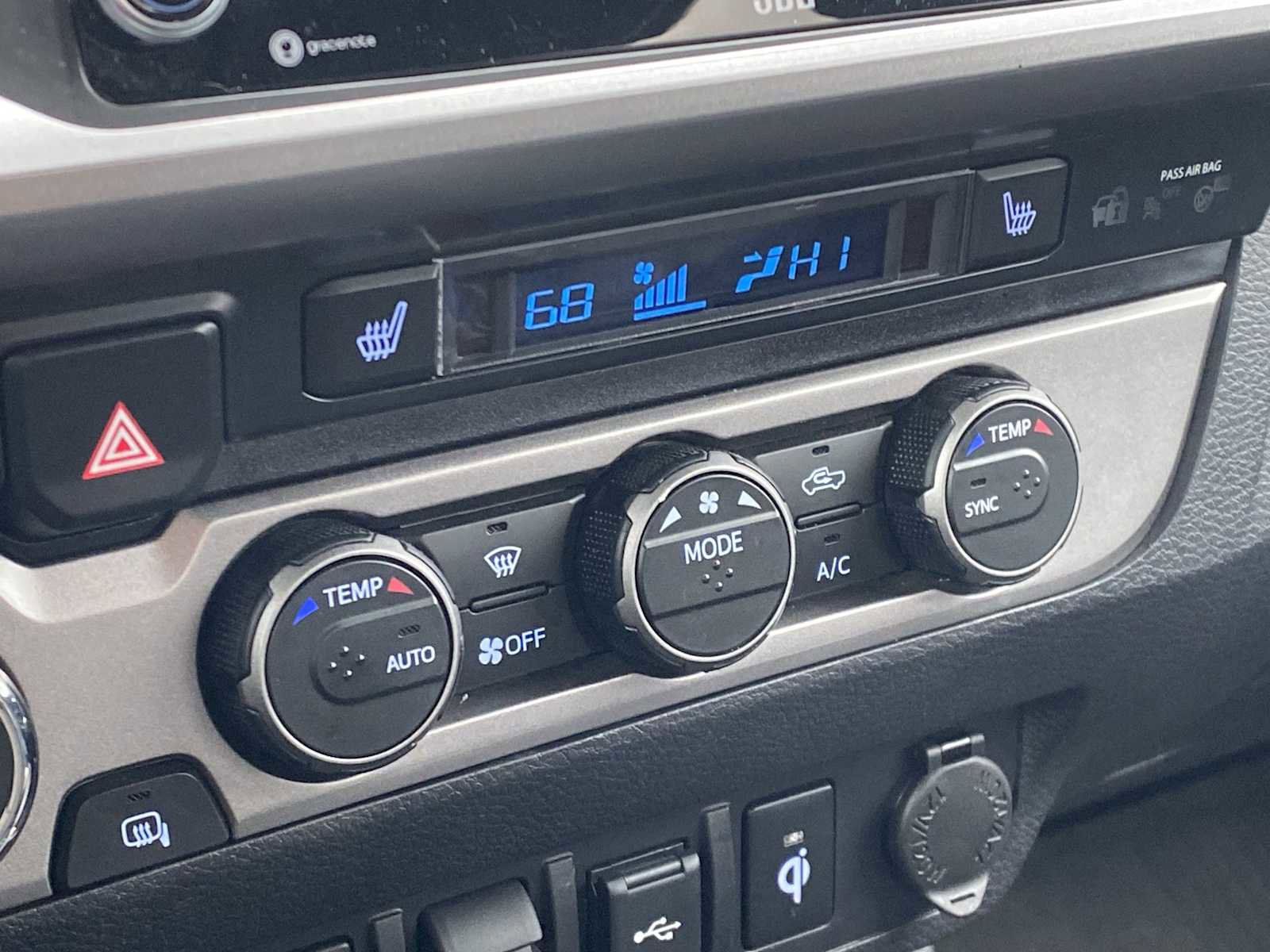 Used 2023 Toyota Tacoma Limited w/ Black Out Package (TMS) image 26