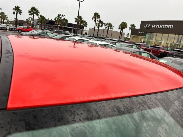Used 2024 Hyundai Kona SE AWD/4WD image 7