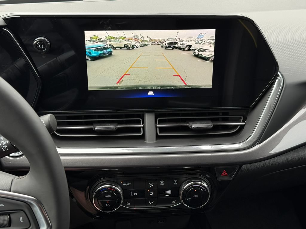 New 2026 Chevrolet Trax ACTIV w/ Driver Confidence Package FWD image 19
