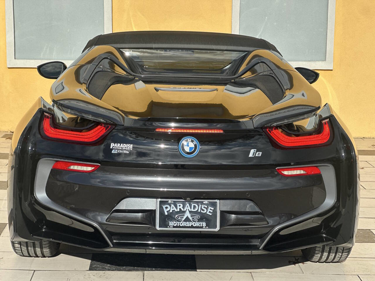 Used 2019 BMW i8 Roadster AWD/4WD image 12