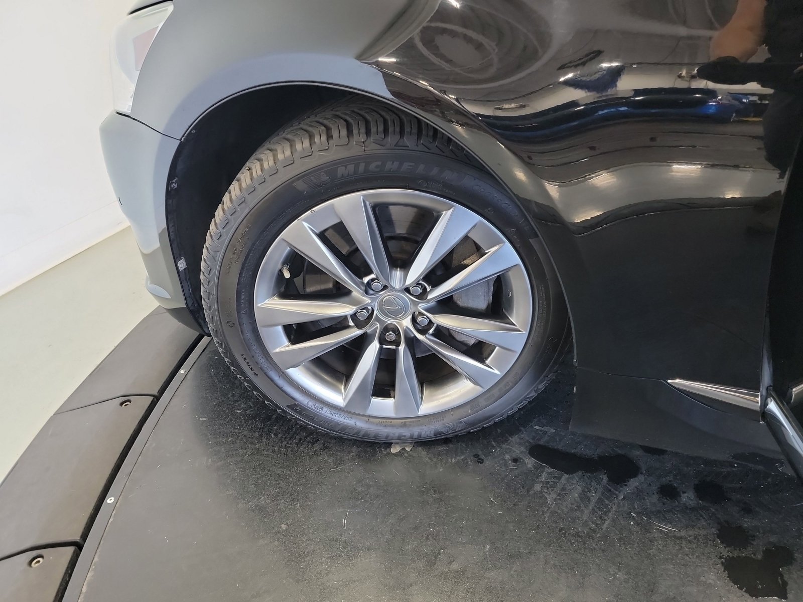 Used 2016 Lexus LS 460 AWD w/ Comfort Package image 30