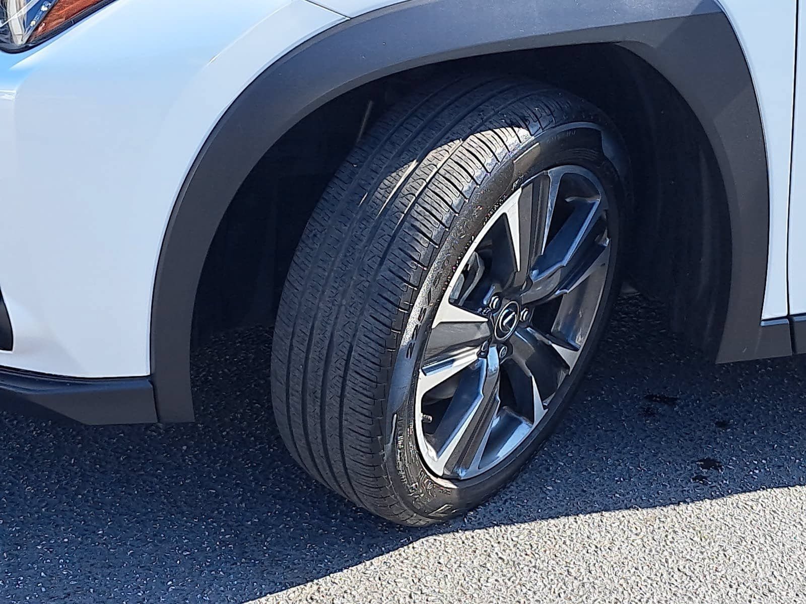Used 2020 Lexus UX 200 w/ Premium Package FWD image 35