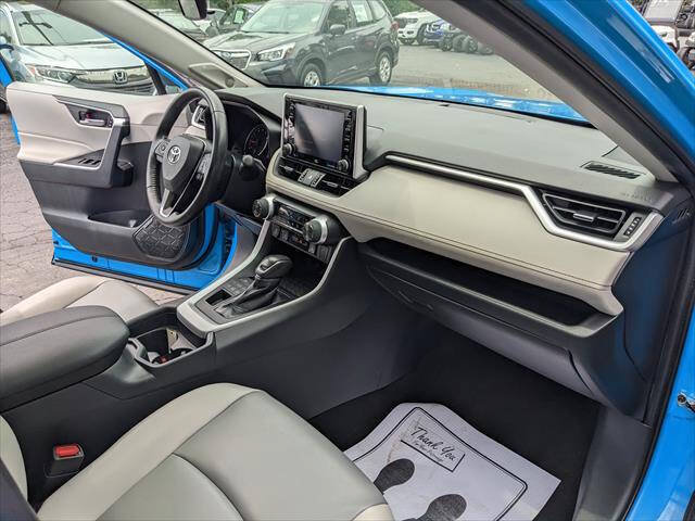 Used 2019 Toyota RAV4 XLE Premium w/ Cold Weather Package AWD/4WD image 22
