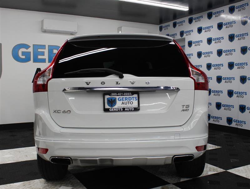 Used 2015 Volvo XC60 T5 image 3