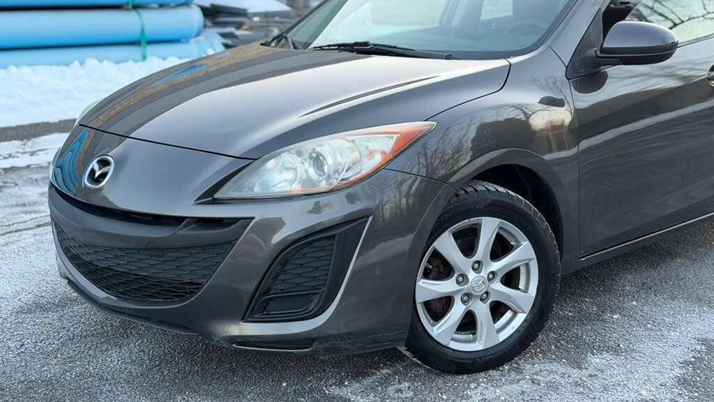 Used 2010 MAZDA MAZDA3 i Touring image 3