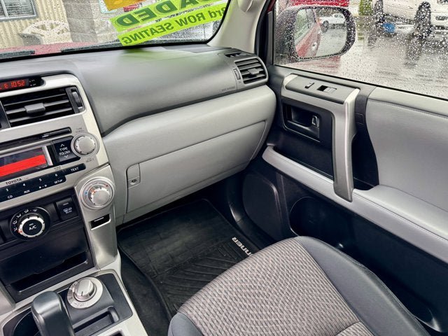 Used 2013 Toyota 4Runner SR5 w/ Convenience Pkg AWD/4WD image 21