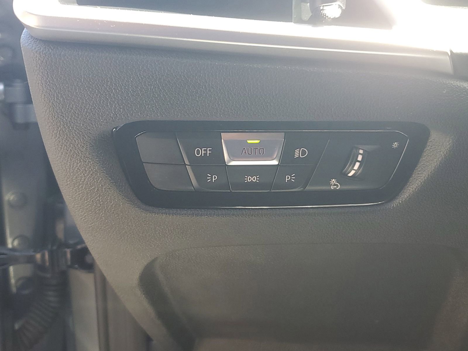 Used 2025 BMW i4 eDrive40 RWD image 24