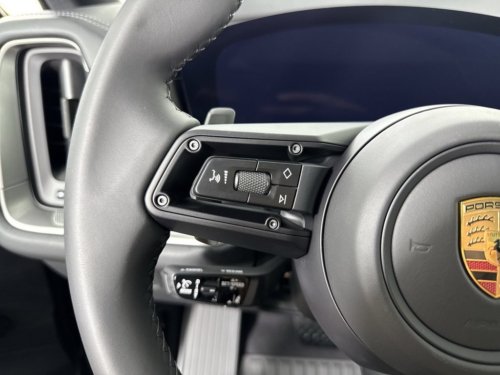 New 2026 Porsche Cayenne Coupe AWD/4WD image 37