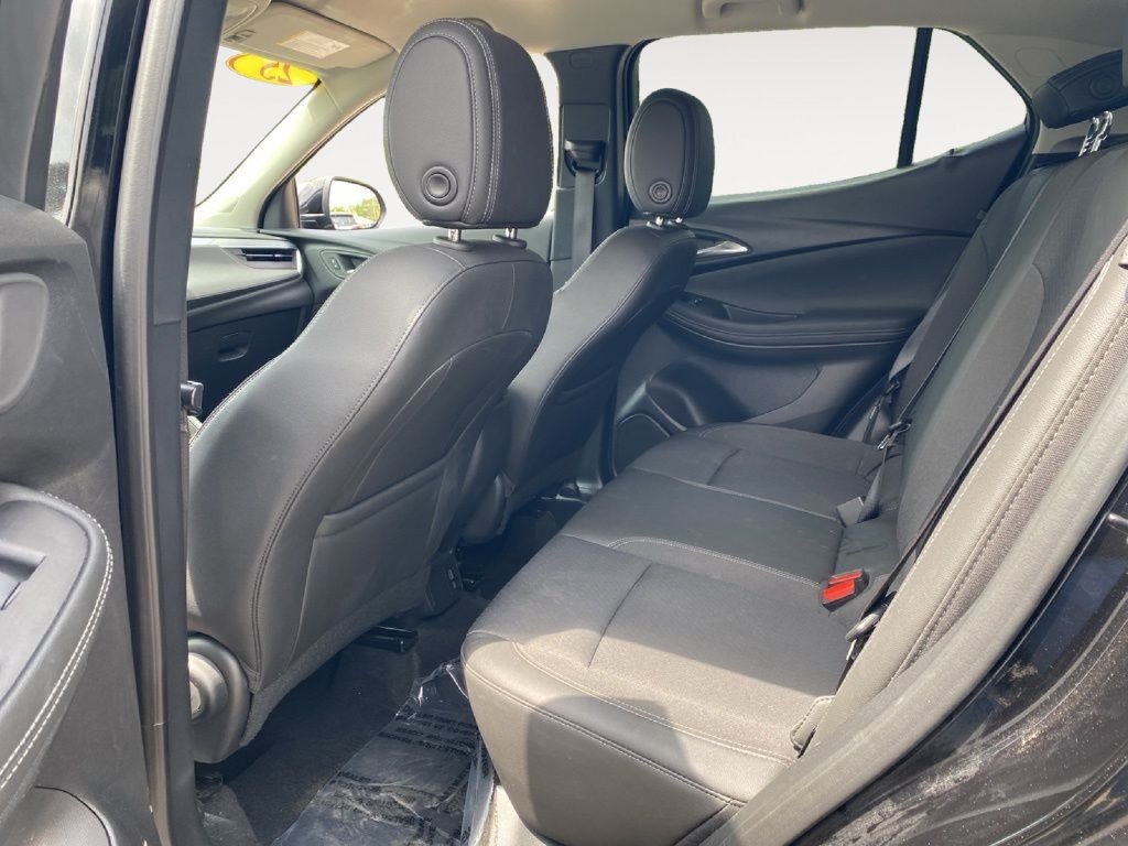 Used 2025 Buick Encore GX Preferred AWD/4WD image 20