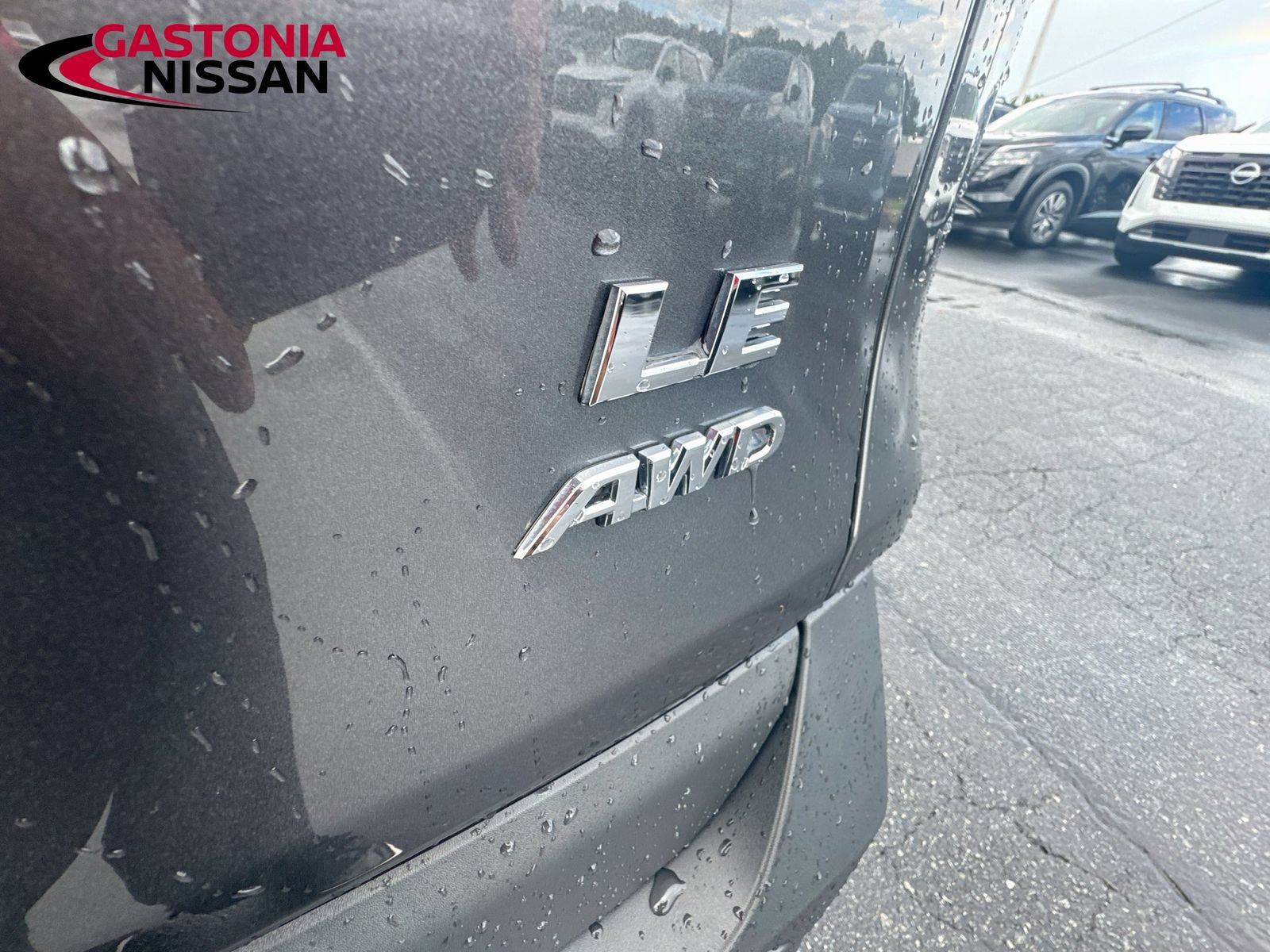 Used 2022 Toyota RAV4 LE AWD/4WD image 42