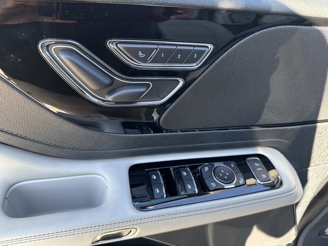 New 2026 Lincoln Aviator 2WD image 11