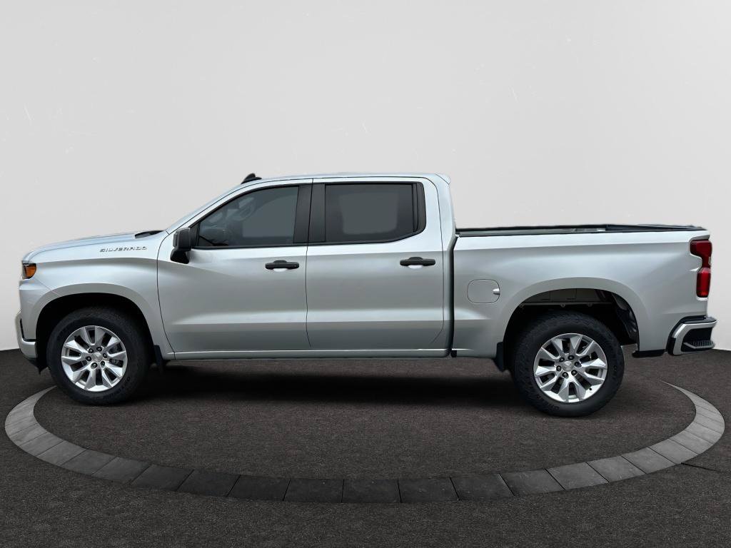 Used 2022 Chevrolet Silverado 1500 Custom w/ Safety Confidence Package RWD image 2