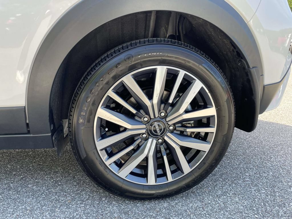 Used 2023 Nissan Kicks SV FWD image 10