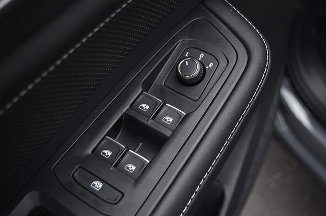 New 2026 Volkswagen Atlas Cross Sport SE image 8