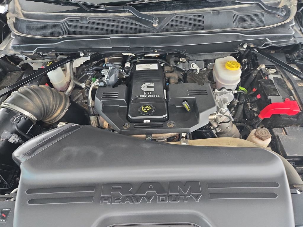 Used 2024 RAM 2500 Laramie w/ Safety Group AWD/4WD image 36