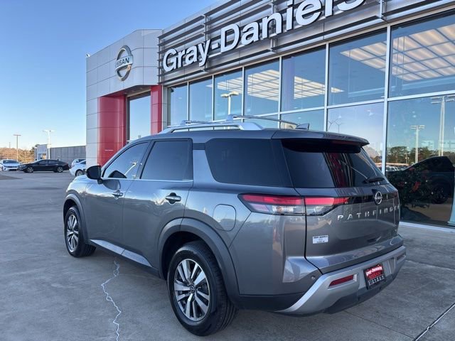 Used 2022 Nissan Pathfinder SL image 2