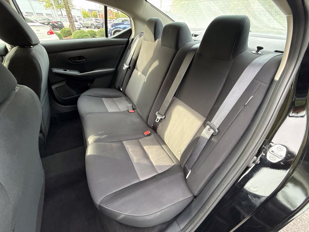 Certified 2025 Nissan Sentra SV FWD image 31